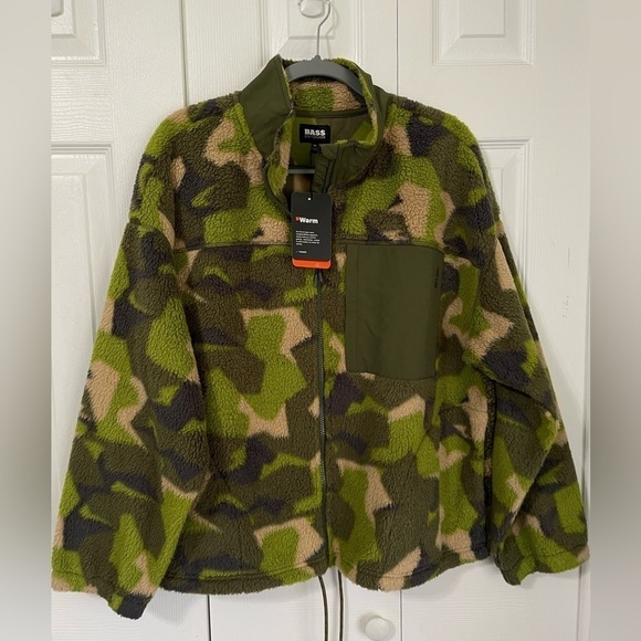 Bass Outdoor Women’s Camo Fleece Front pocket Zipper NWT size XL - Picture 8 of 16